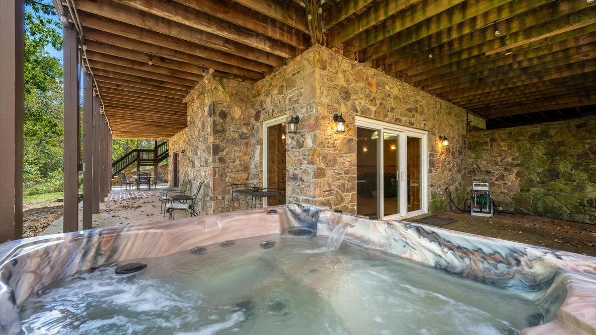 Property in Alpine property photo 5