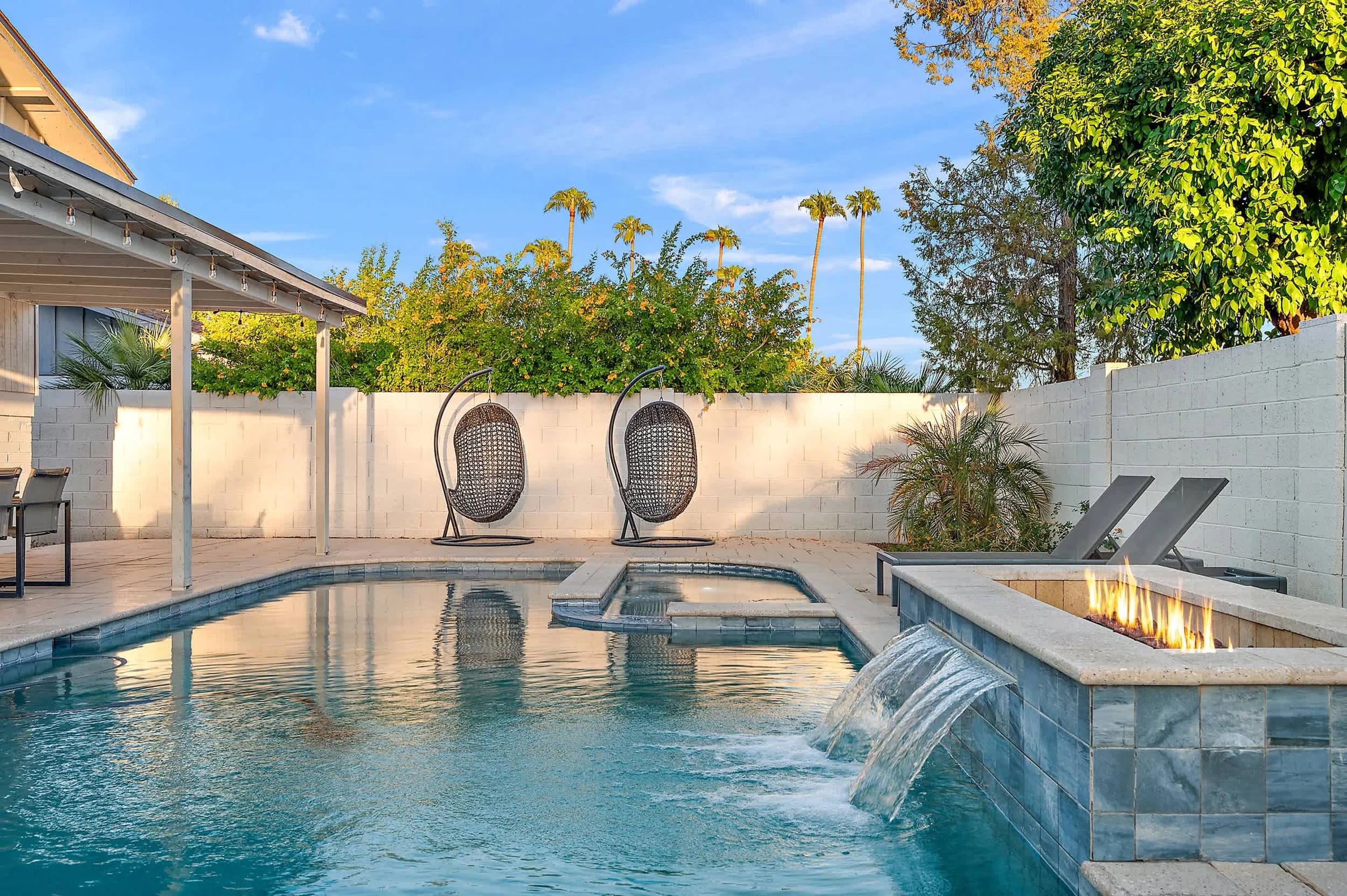 Home in Scottsdale property photo 2
