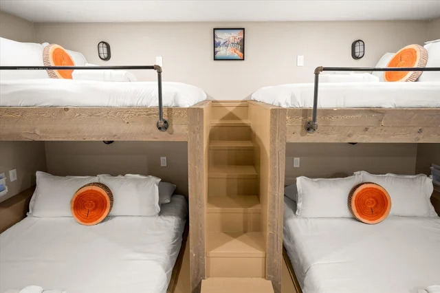 Bedroom image 1