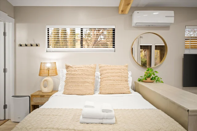 Bedroom image 1