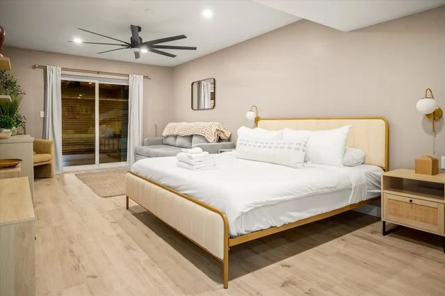 Bedroom image 1