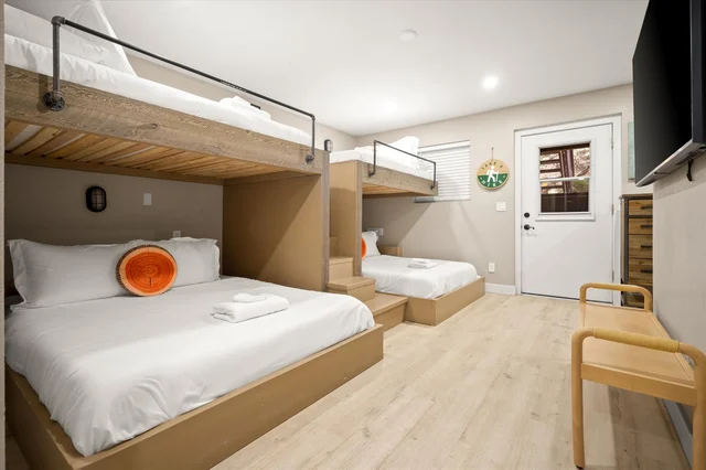 Bedroom image 1
