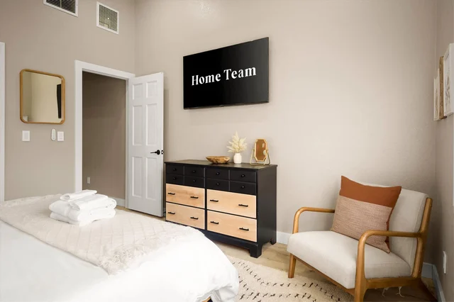 Bedroom image 1