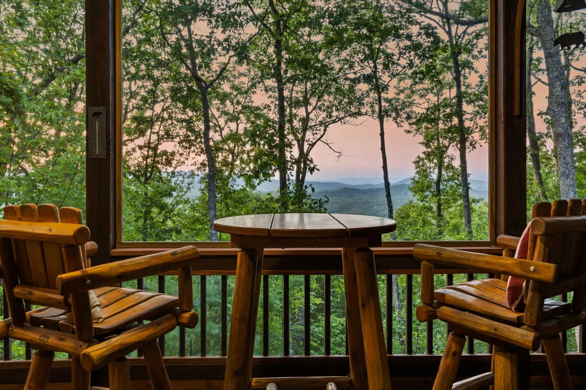 Views for Miles Outdoor Fireplace Hot Tub property photo 4