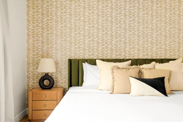 Bedroom image 1