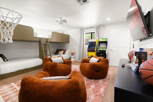 Bedroom image 1