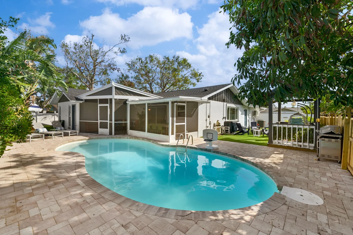 Home in Largo property photo 4