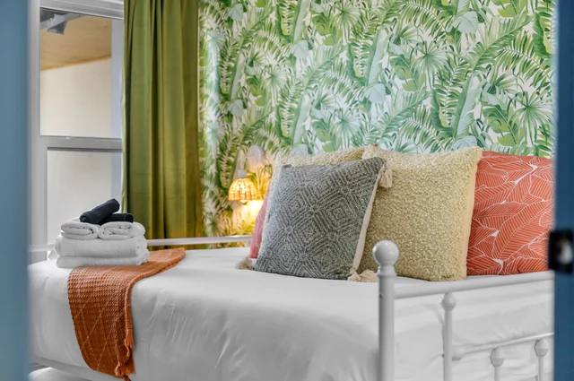 Bedroom image 1