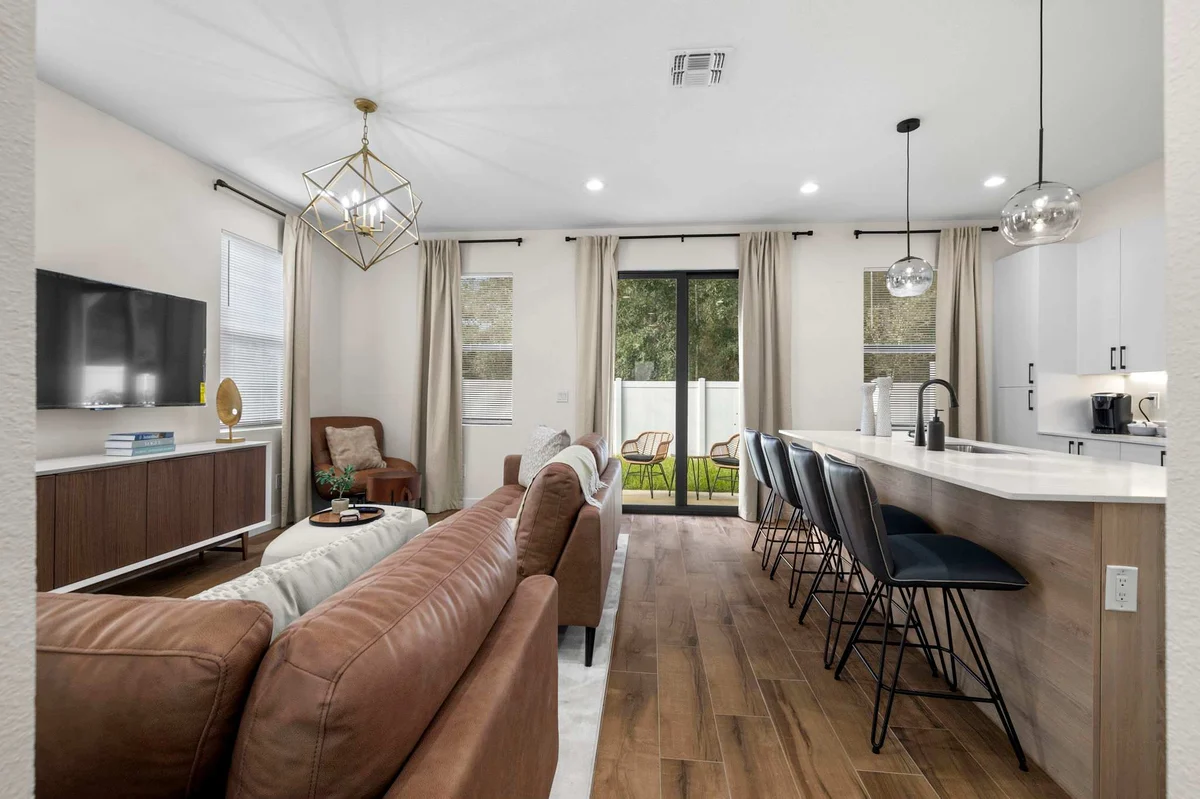Townhome in Tampa property photo 4