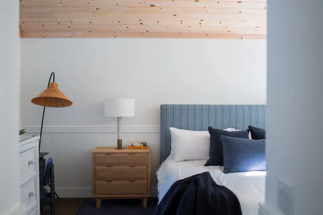 Bedroom image 1