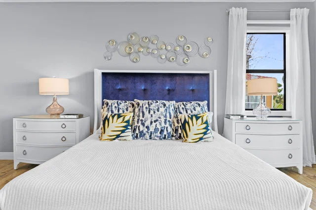 Bedroom image 1