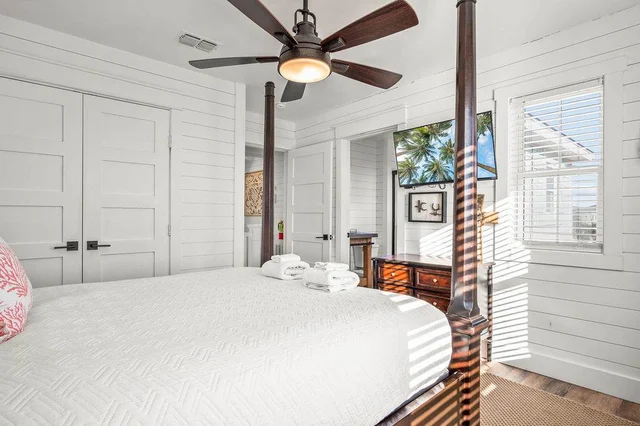 Bedroom image 1