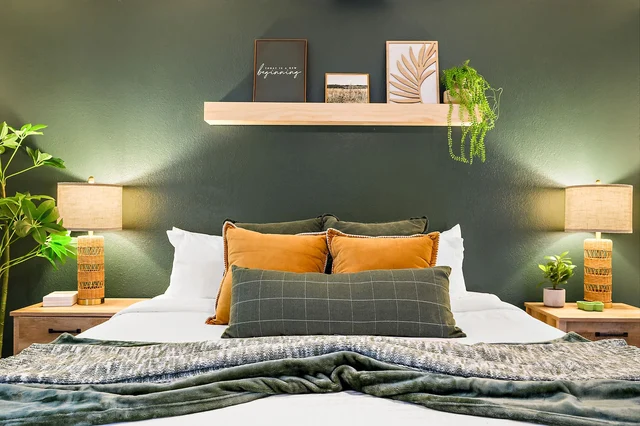 Bedroom image 1