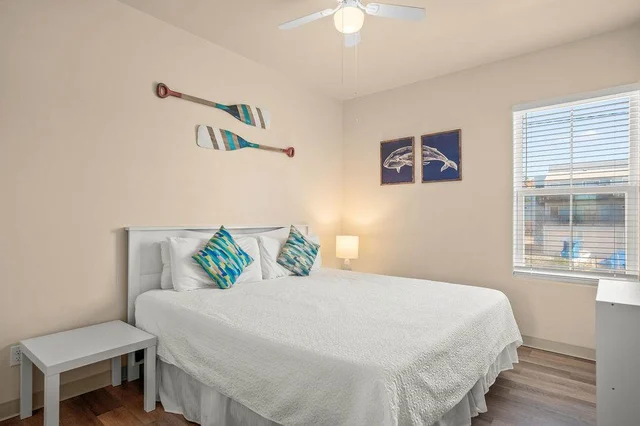 Bedroom image 1