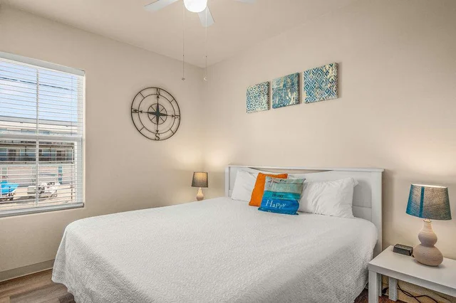 Bedroom image 1