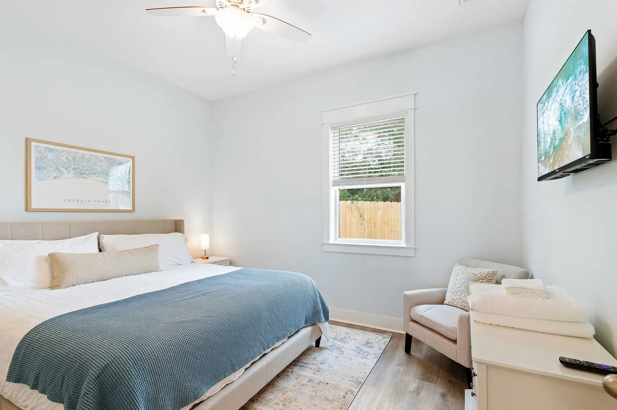 Bedroom image 1