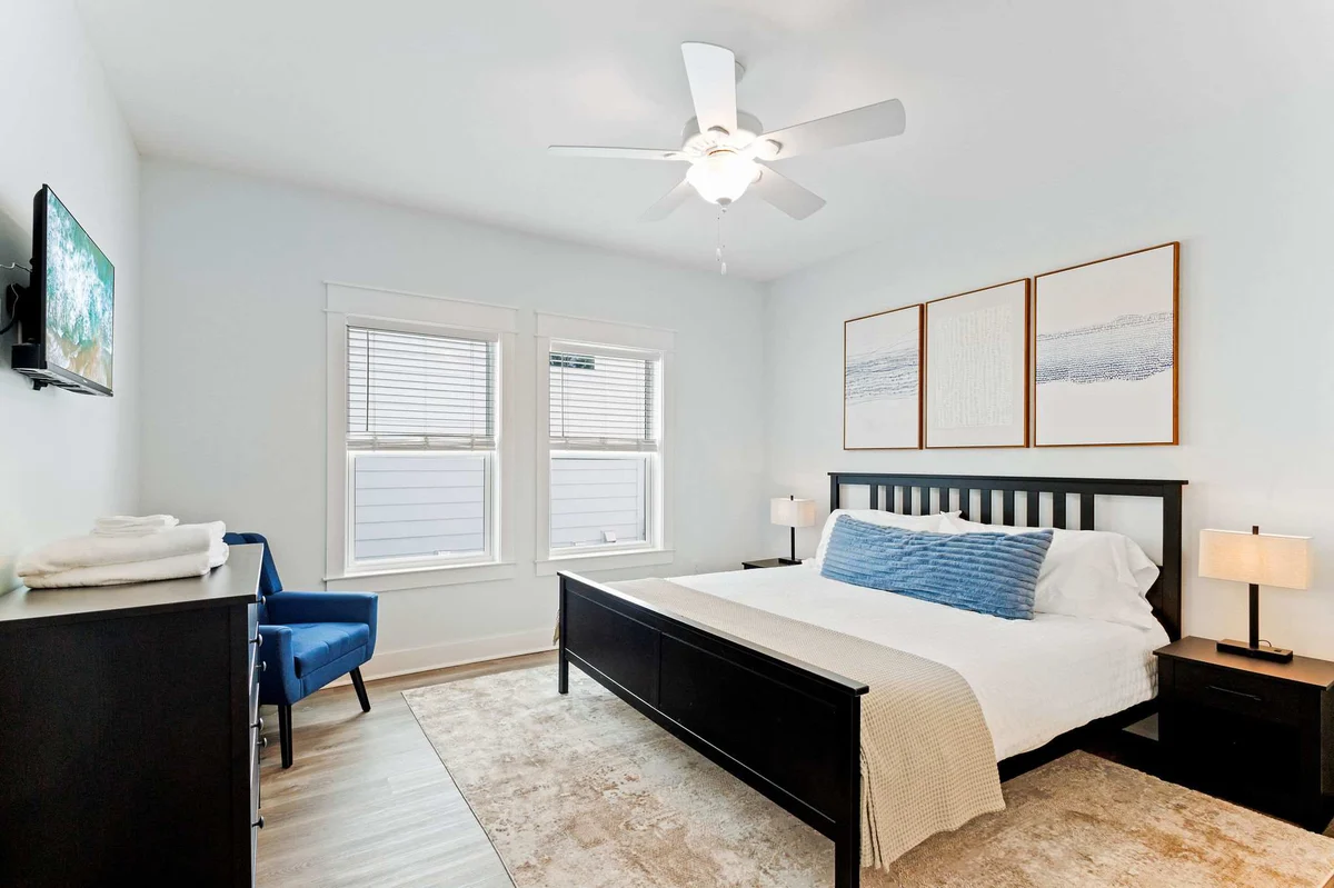 Bedroom image 1