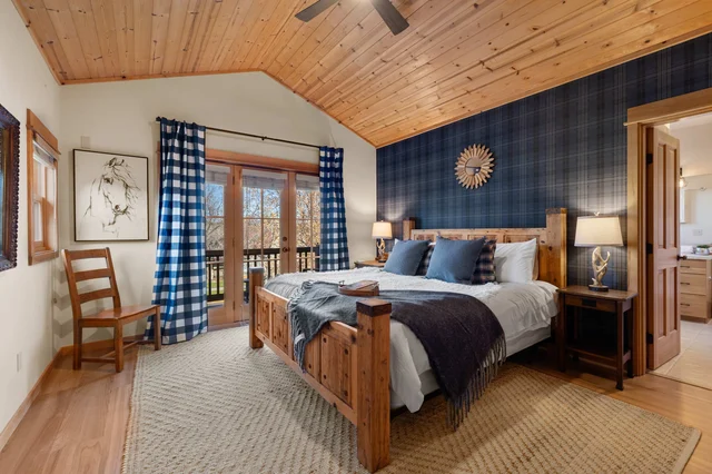 Bedroom image 1