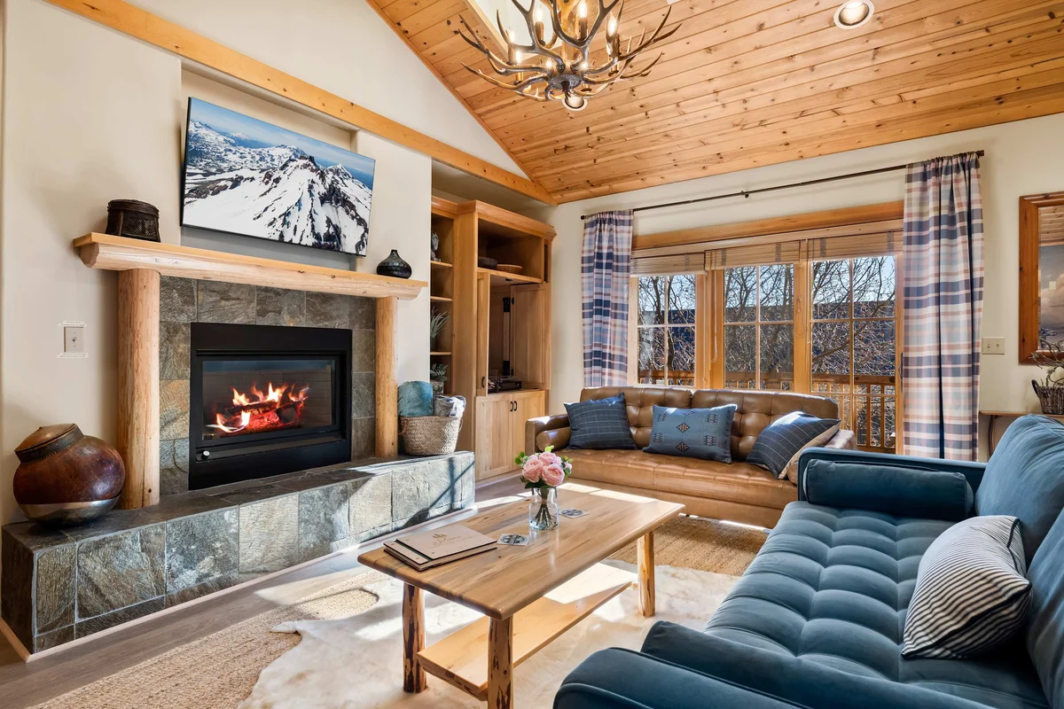 Walk to Downtown with Pool, Hot Tub + more access property photo 4