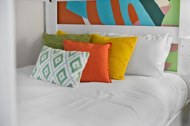 Bedroom image 1