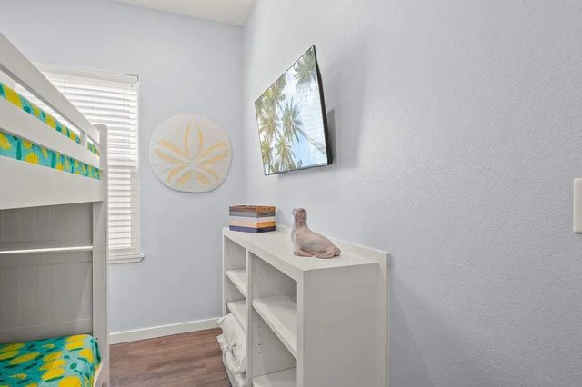 Bedroom image 1