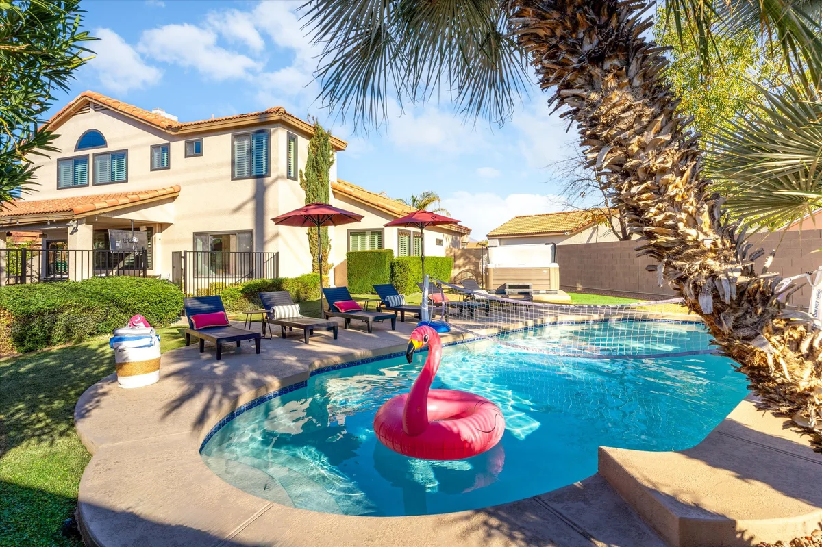 Home in Scottsdale property photo 2
