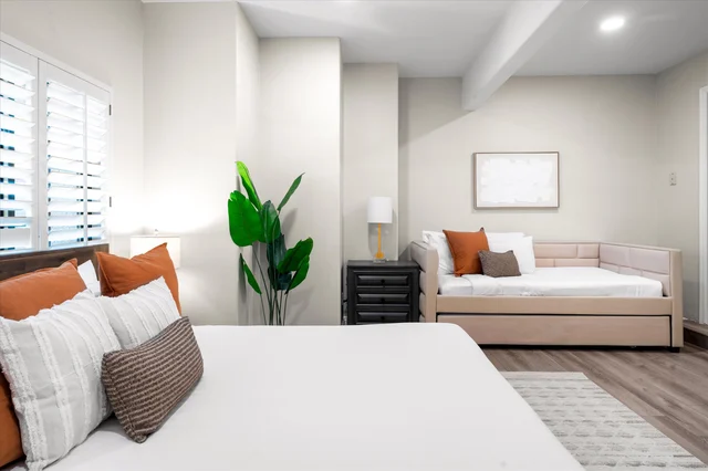Bedroom image 1