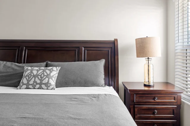 Bedroom image 1
