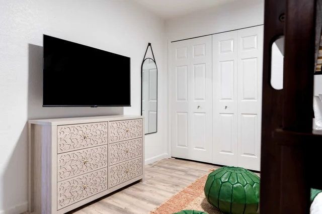 Bedroom image 1
