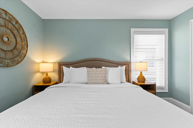 Bedroom image 1
