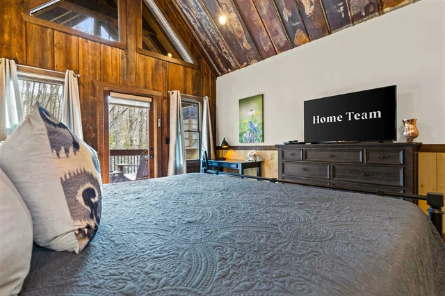 Bedroom image 1