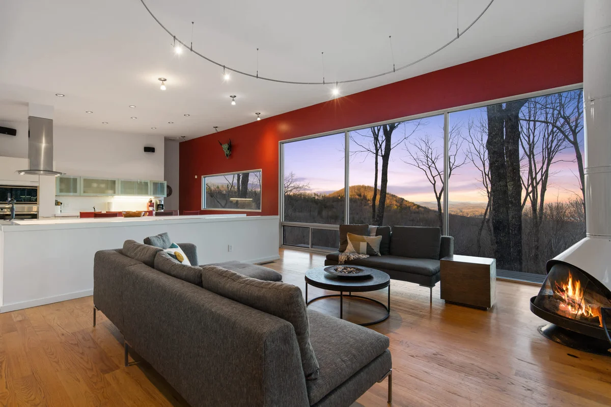 Home in Blue Ridge property photo 2