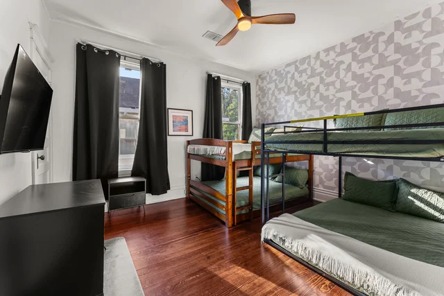Bedroom image 1