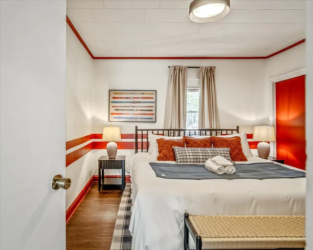 Bedroom image 1