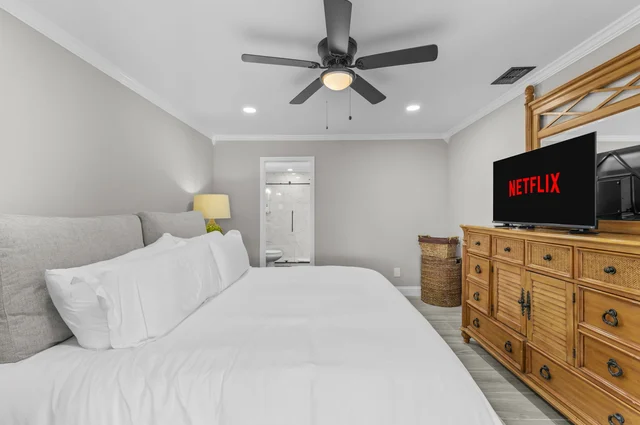 Bedroom image 1