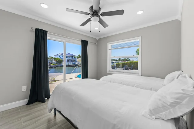 Bedroom image 1