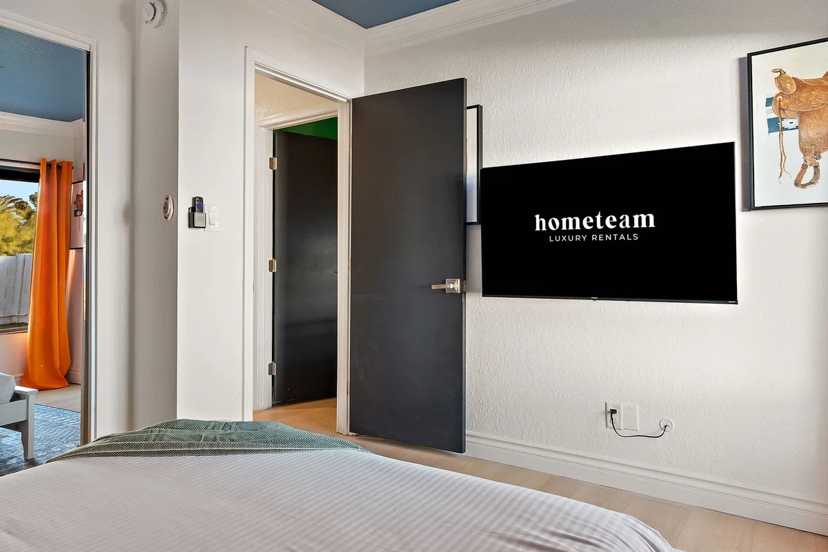 Bedroom image 1