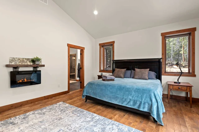 Bedroom image 1