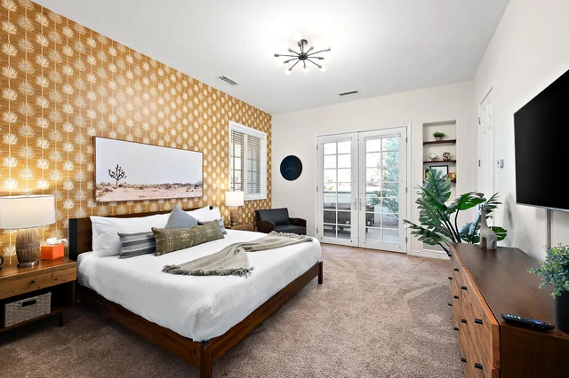Bedroom image 1