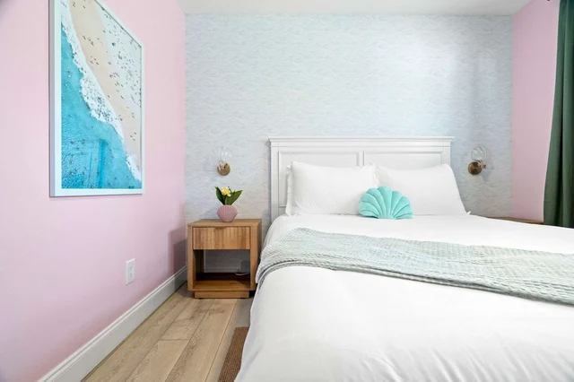 Bedroom image 1
