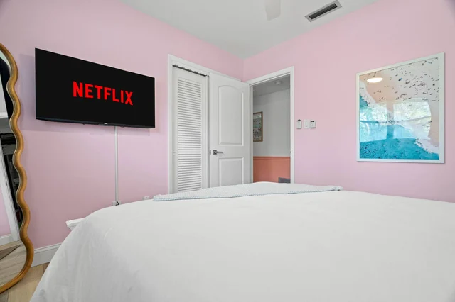 Bedroom image 1