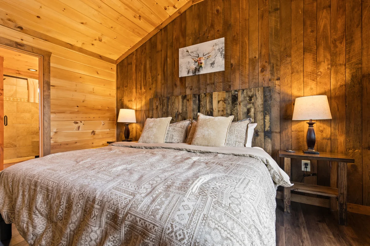 Bedroom image 1