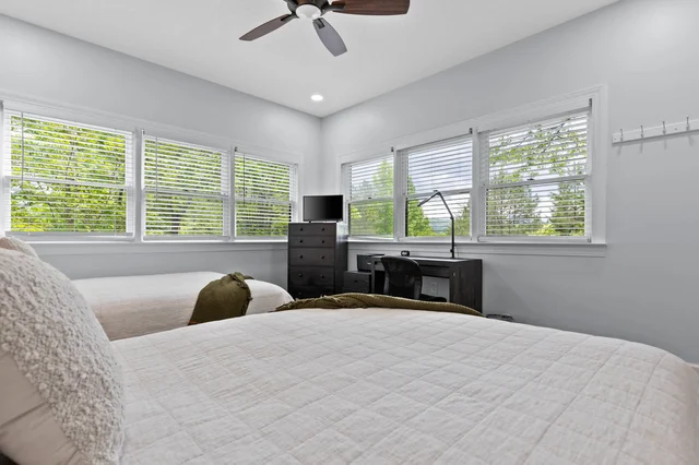 Bedroom image 1