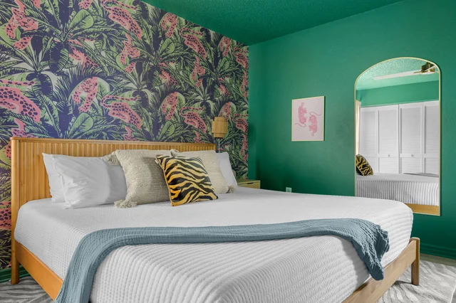 Bedroom image 1