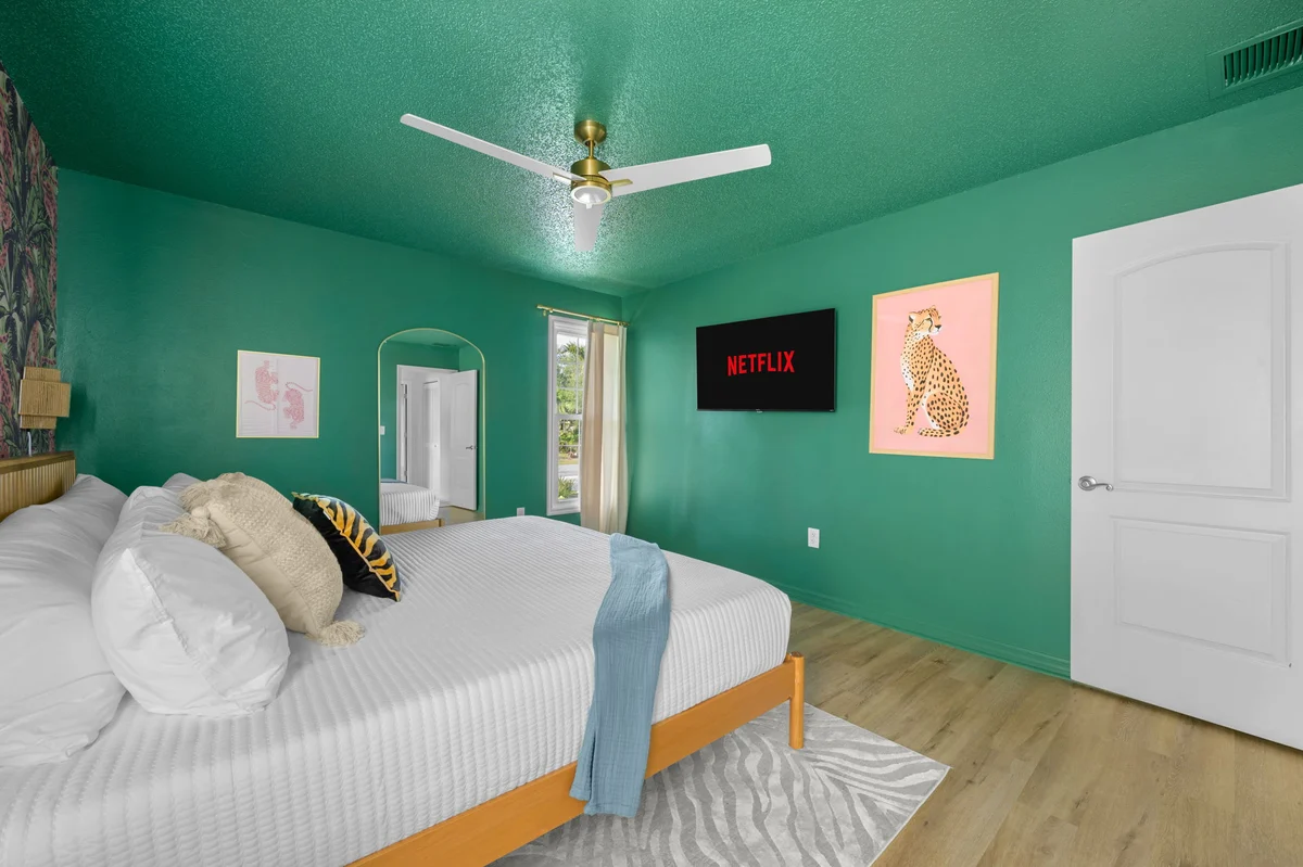 Bedroom image 1
