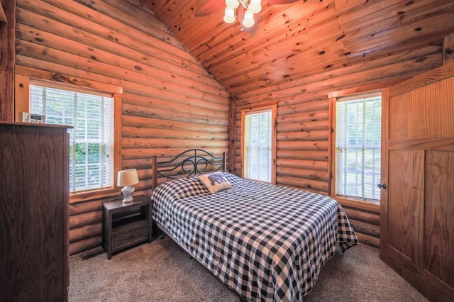 Bedroom image 1