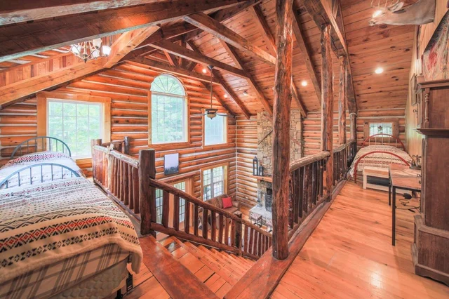 Bedroom image 1