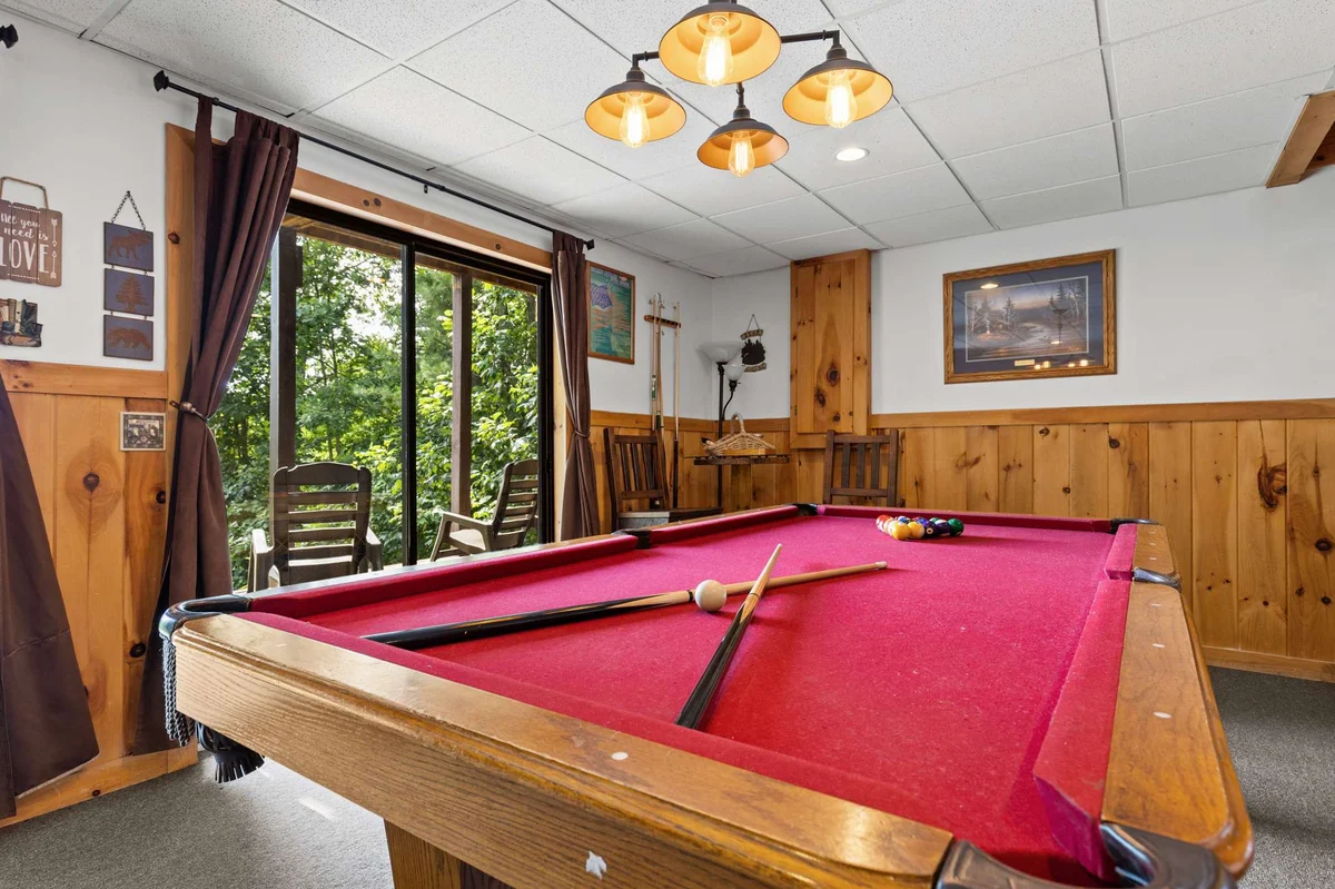 Mountain Views-Hot Tub-Games-Pool & Foosball property photo 2