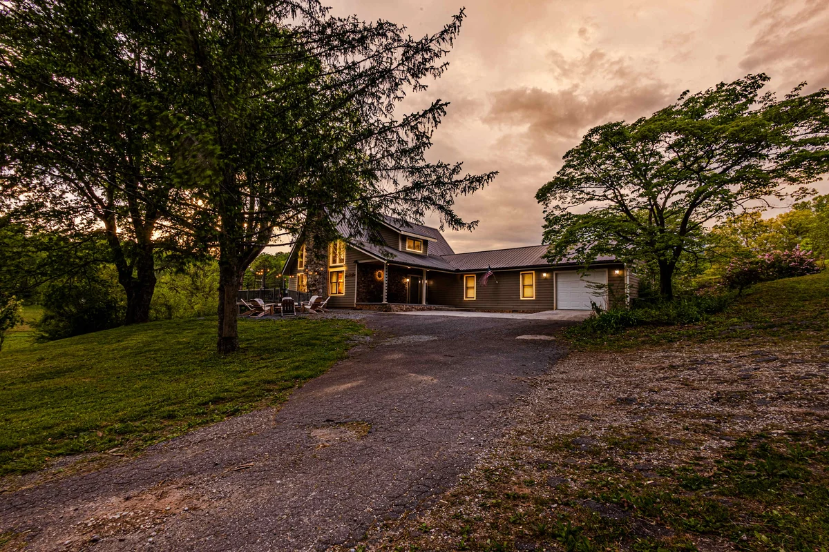 Home in Bryson City property photo 4