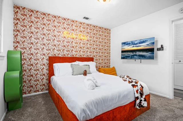 Bedroom image 1